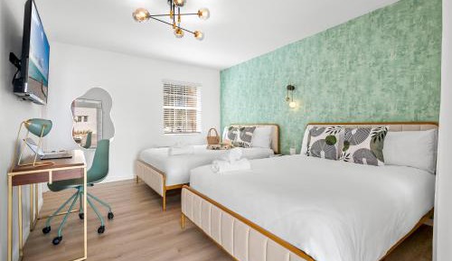 Standard Double Suite