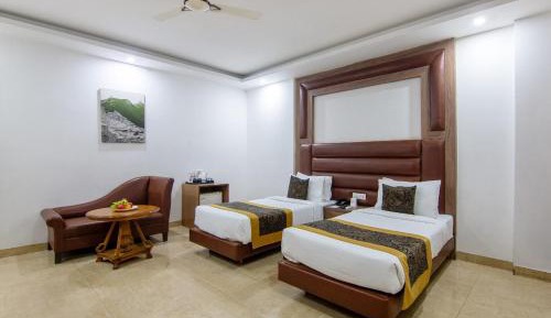 Deluxe Family Room