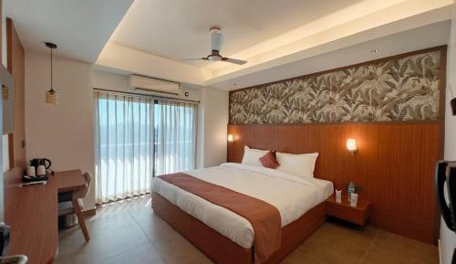 King Room with Balcony