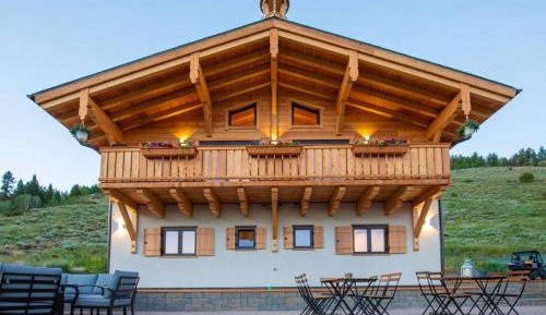 Three-Bedroom Chalet