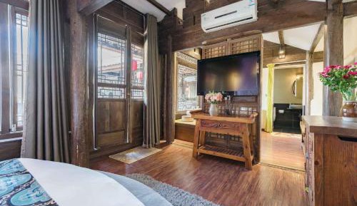 Two-Bedroom Suite