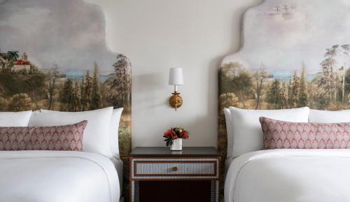 Standard Queen Room