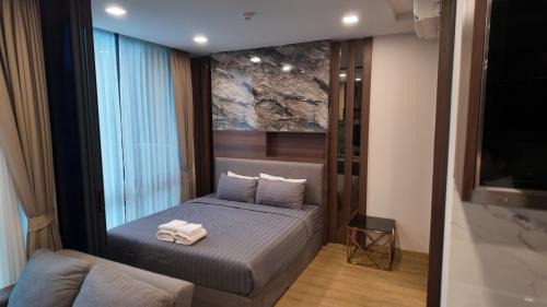 King Room with Pool View