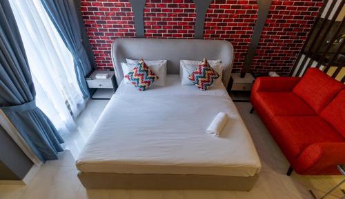 Studio with Sofa Bed