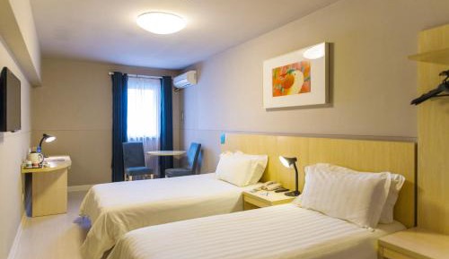 Standard Twin Room A