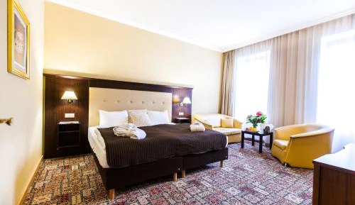 Standard Twin Room