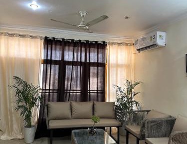 Three-Bedroom Apartment with Balcony