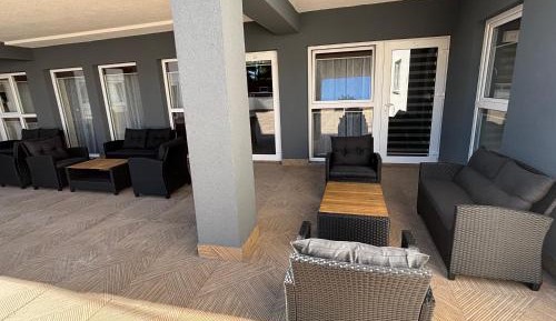 One-Bedroom Apartment with Terrace