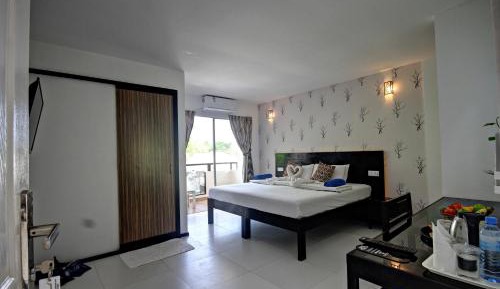 Deluxe Double Room with Balcony