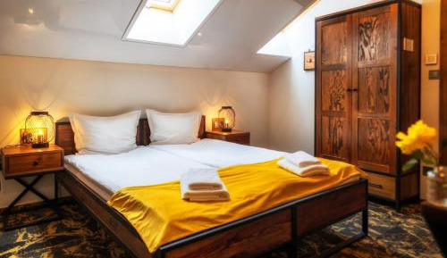 Deluxe Double or Twin Room