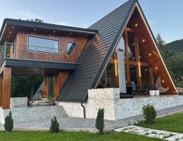Three-Bedroom Holiday Home 
