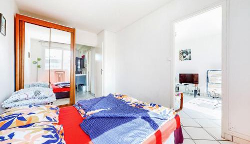 Two-Bedroom Apartment with Garden View