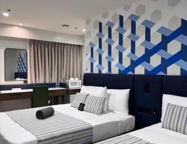 Standard Queen Room