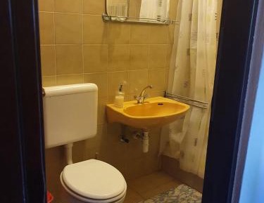 Studio Apartment with Balcony
