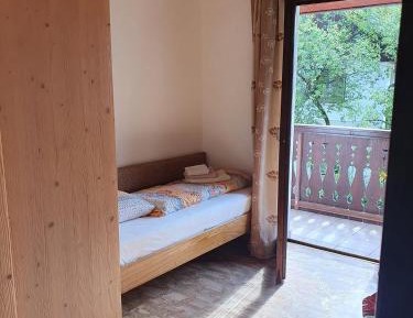 One-Bedroom Apartment with Garden View