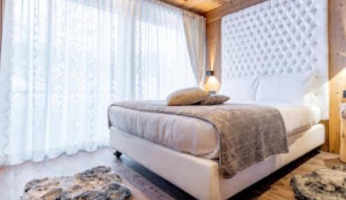 King Room with Mountain View