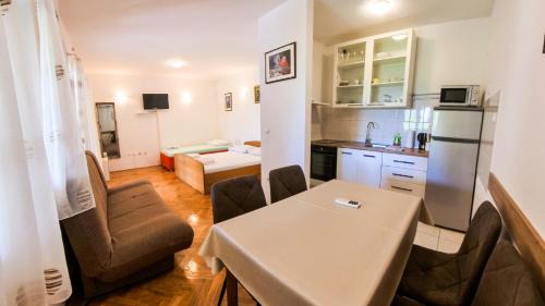 Studio Apartment with Sea View
