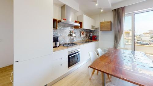 One-Bedroom Apartment with Balcony