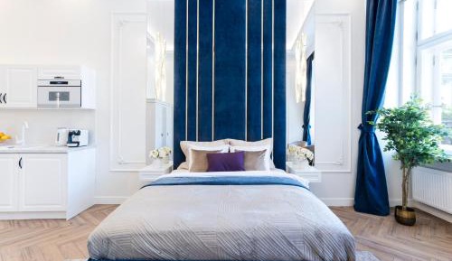 Royal Suite no. 1B, 1st floor Main Square view