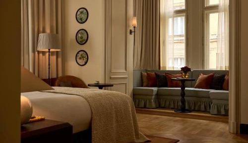 Large Double Room