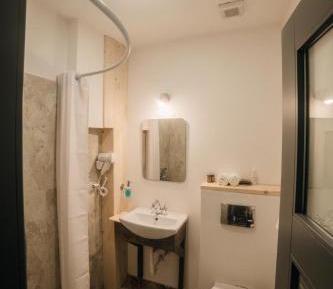 Double or Twin Room with Private Bathroom