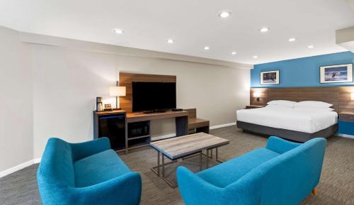 Executive King Suite - Non-Smoking