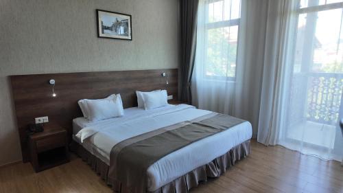 Deluxe Double Room with Balcony