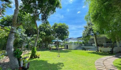 Four-Bedroom Holiday Home