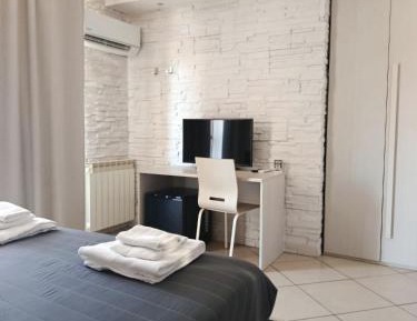 Double or Twin Room with Private Bathroom