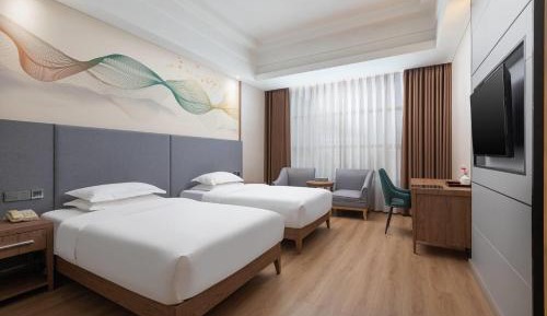 Comfort Double Room with Two Single Beds - Non-Smoking