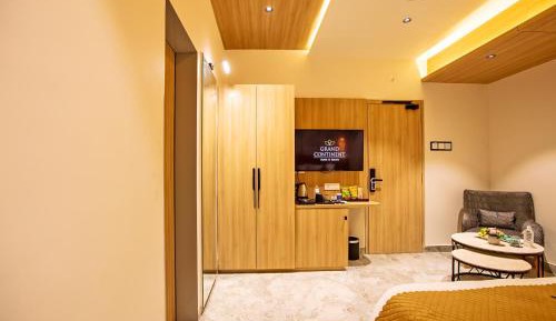 Room #1462318402