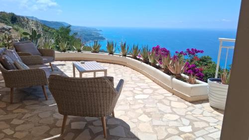 Villa with Sea View