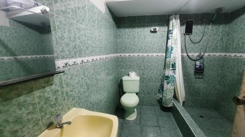 Apartment With Shared Bathroom