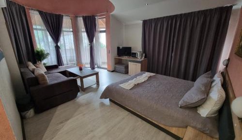 King Room with Spa Bath
