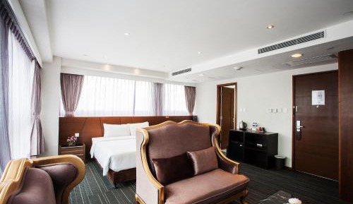 BOB King Suite