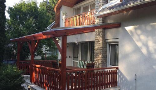 Two-Bedroom Apartment (4 Adults + 2 Children)