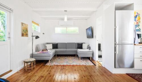 One-Bedroom Holiday Home