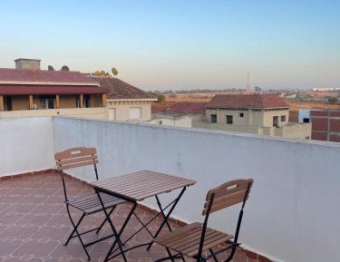 Three-Bedroom Apartment with Balcony