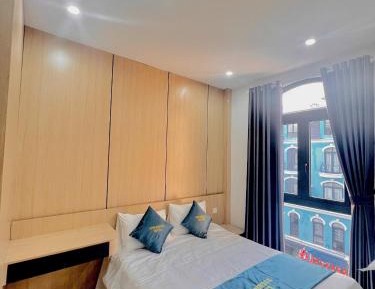 Suite with Balcony