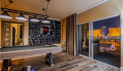 Penthouse Apartment