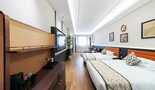 Two-Bedroom Suite