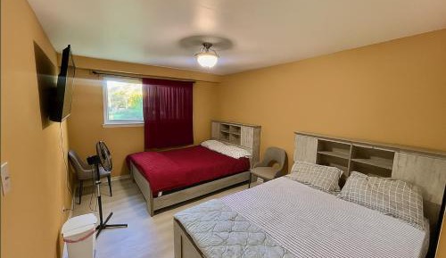 Quadruple Room with Shared Bathroom