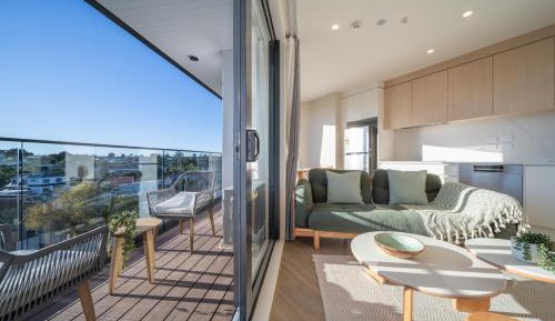 Suite with City View