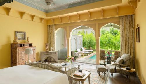 Princess Suite with Pool: Book a B&B rate and enjoy a set dinner for two / Stay 2 nights and get a 60-min spa therapy for one guest, once per stay.