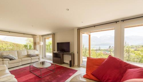 VILLA - 2 Apartments - Panoramic Terrasse with Lake View & Spa