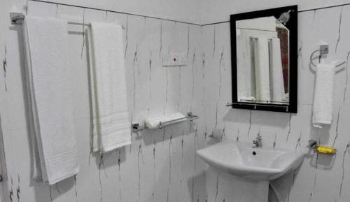 Comfort Triple Room with Shower