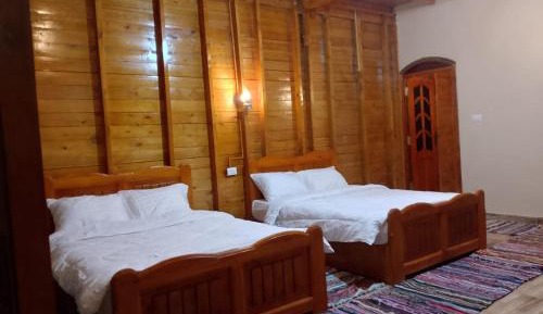 Room #1474628602