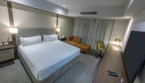 Premium King Room
