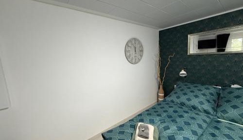 One-Bedroom Apartment with Terrace