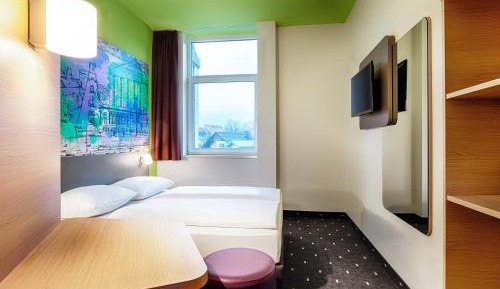 Double Room - Non-Smoking 